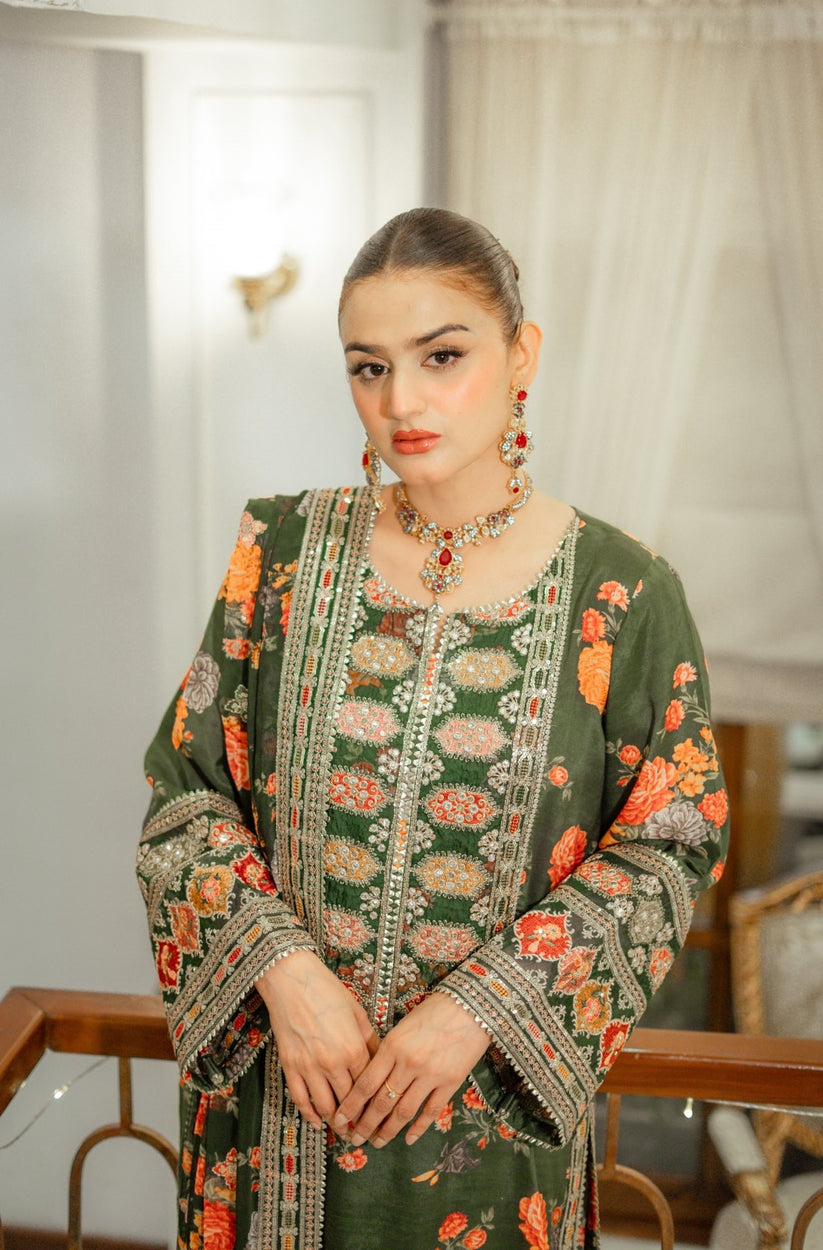 ANEELA’S LAWN HIT CODE | Most Demanding stitched 3-Piece Suit