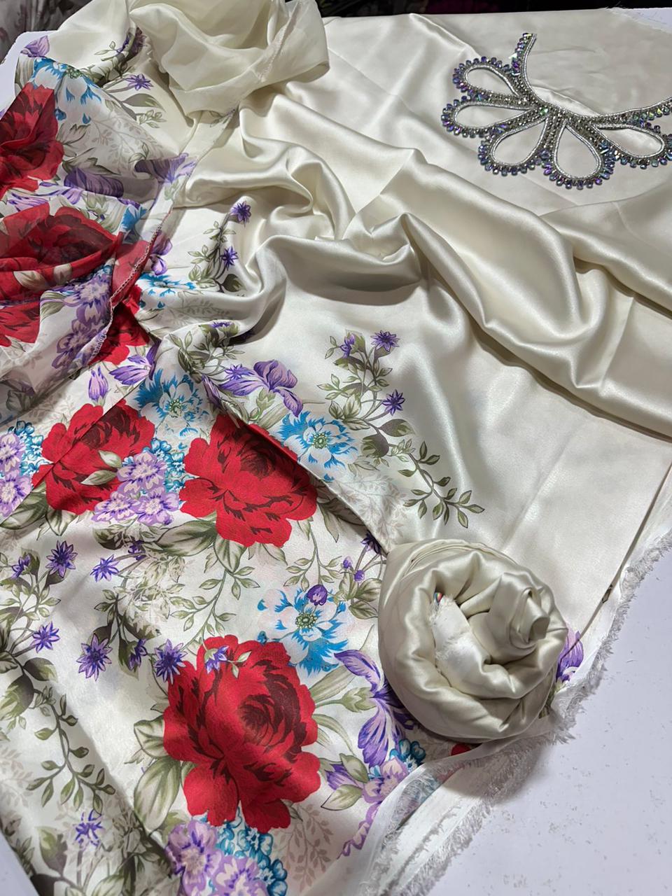 The Most Hit Design of the Year | Khaadi stitched 3-Piece Suit