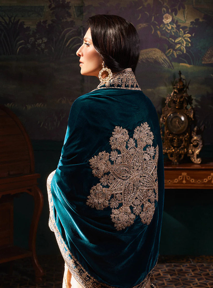 Zainab Chottani – Luxury stitched  Suit  with Embroidered Velvet Shawl