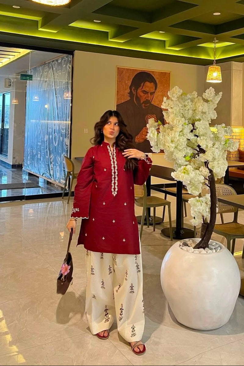 Luxury Heavy Embroidered Dhannak 2-Piece Suit