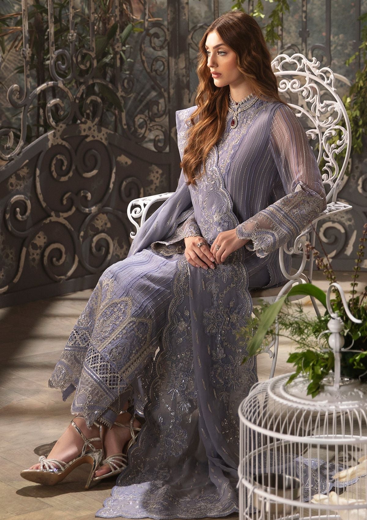 Afrozeh La Fuchsia Luxury Embroidered Formal Dress