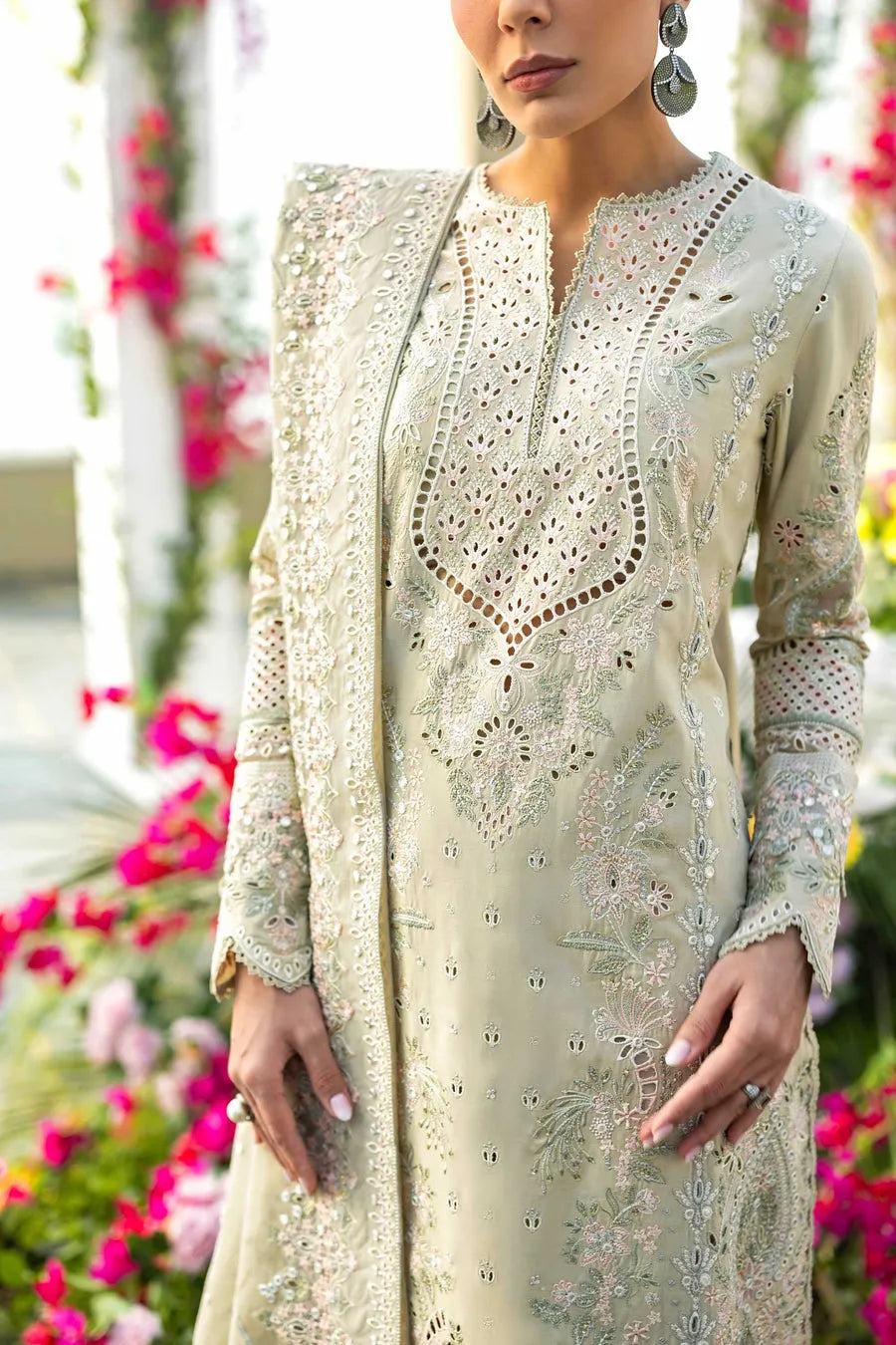 Light Sage: 03-Piece Cotton Suit With Organza Dupatta | Ready To Wear