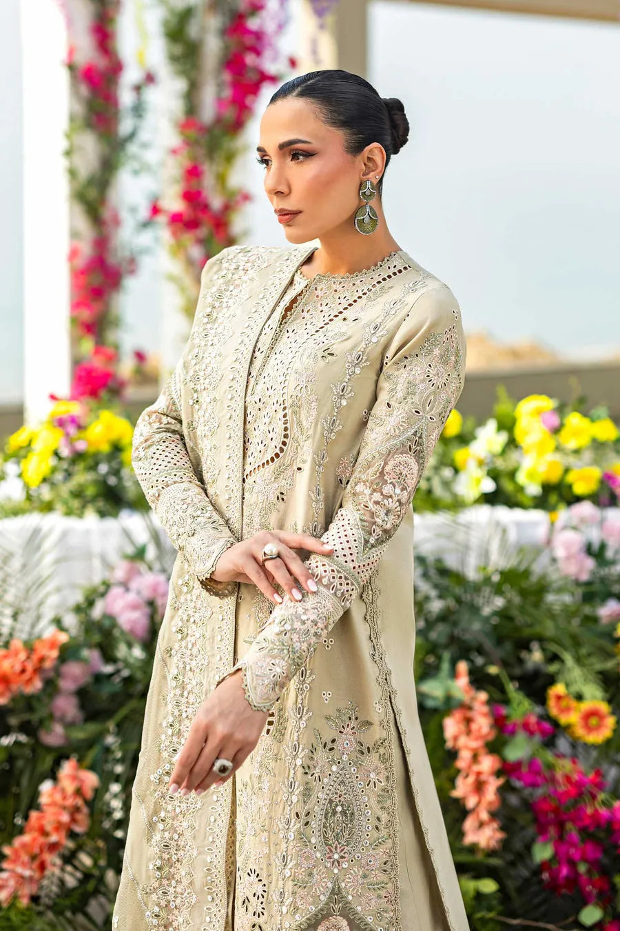 Light Sage: 03-Piece Cotton Suit With Organza Dupatta | Ready To Wear