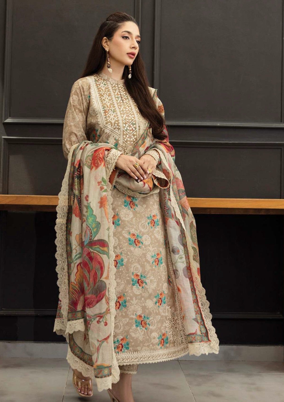 Lawn 3-Piece stitched Set