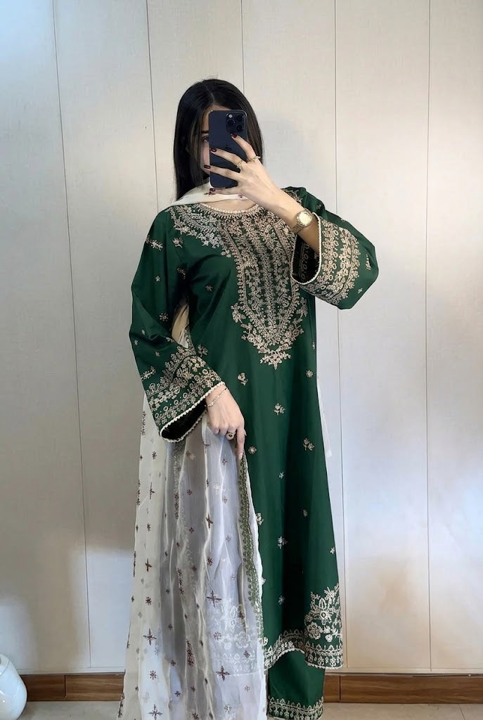 03-Piece Chiffon Suit With Embroidery | Ready To Wear