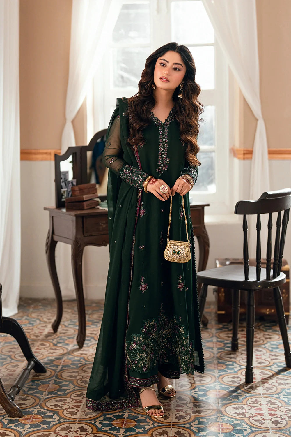 03-Piece Chiffon Suit With Embroidery | Ready To Wear