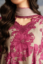 Digital Printed Luxury Lawn 2025 Top Notch Article | Premium Quality