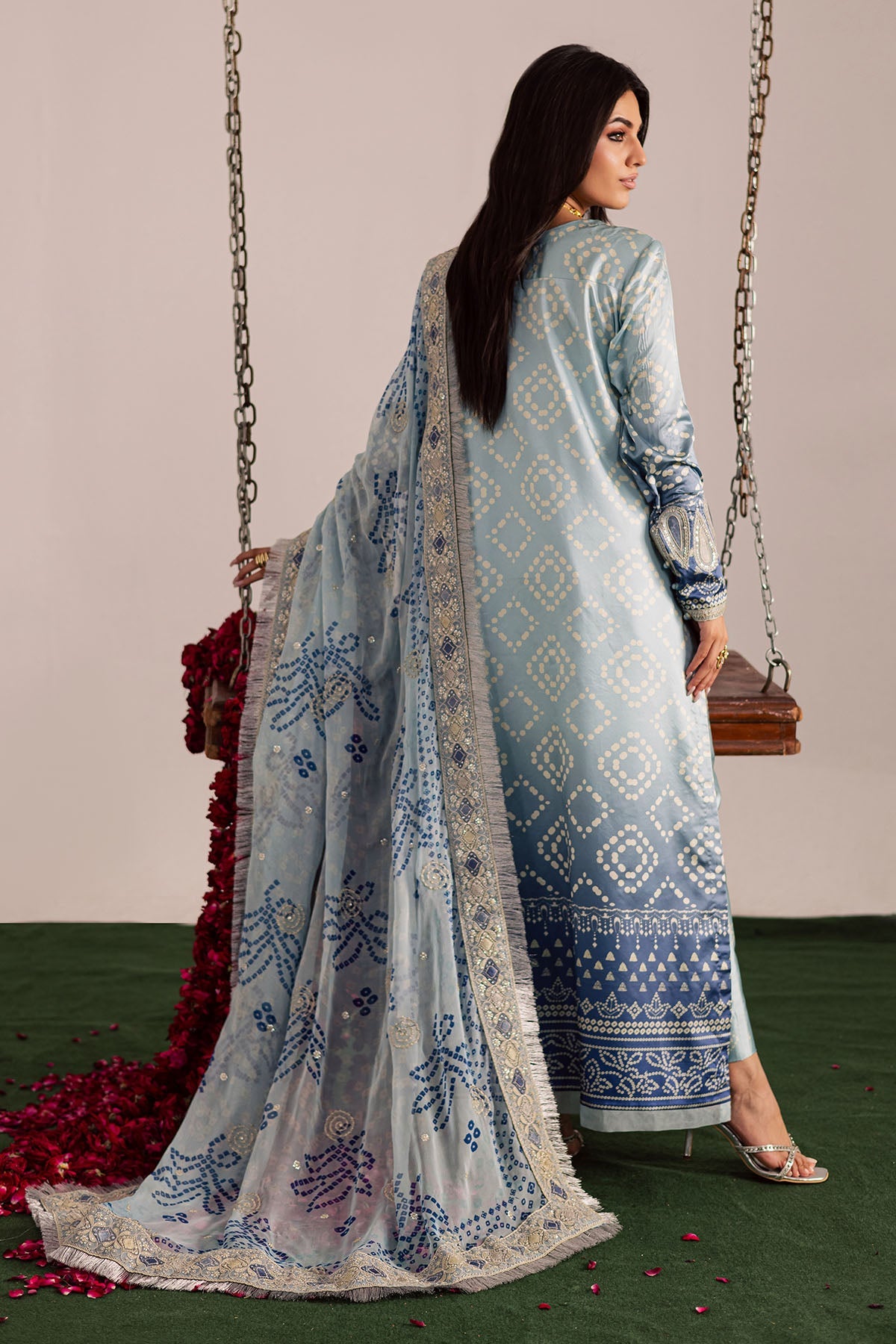 3 Piece  Stitched Lawn  suit - Ready  to Wear