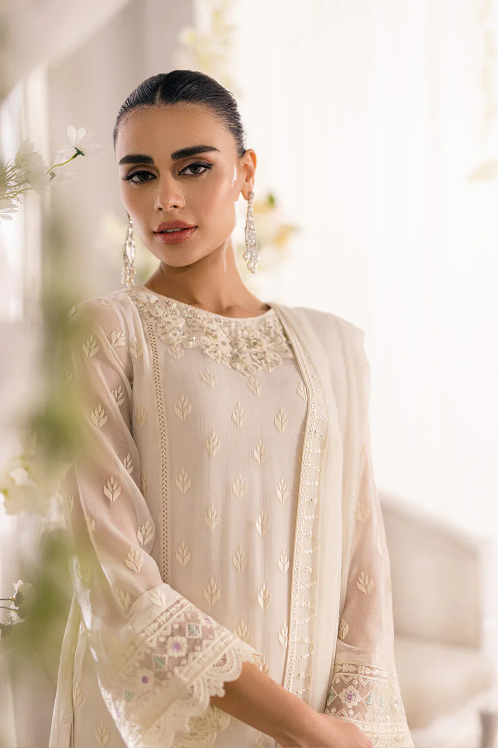 Ivory Elegance: 3 Piece - Classic White Kurta & Dupatta | Ready To Wear