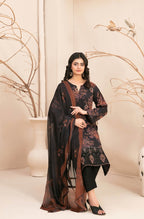 Alvira by Tawakkal Fabrics – Elegant Embroidered Lawn Suit