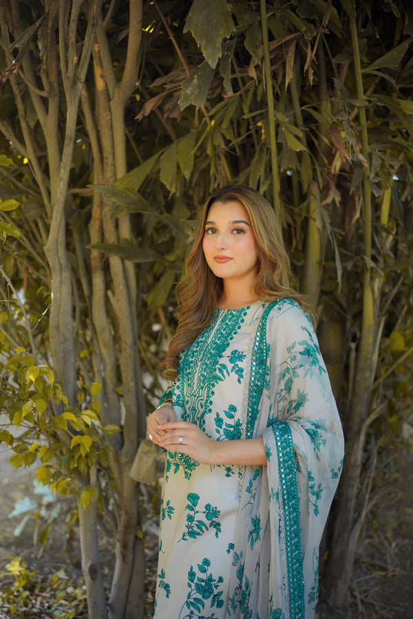 Premimum Lawn Embroidered 3 Piece Suit RTW