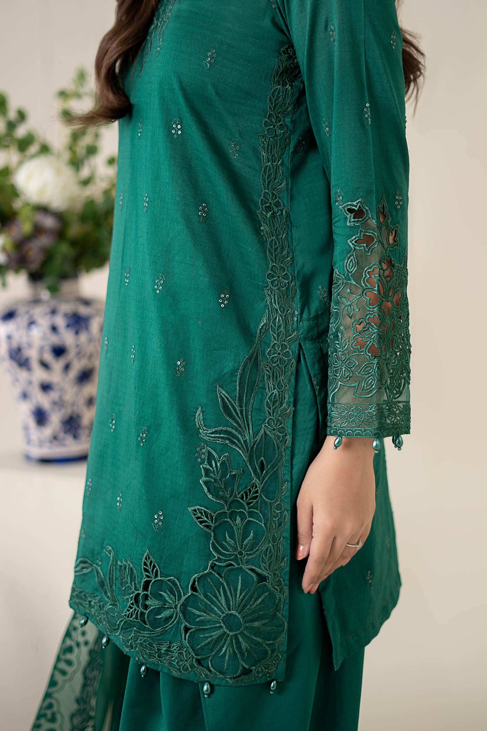 03-Piece Embroidered Raw Silk Suit With Organza Dupatta | Ready To Wear