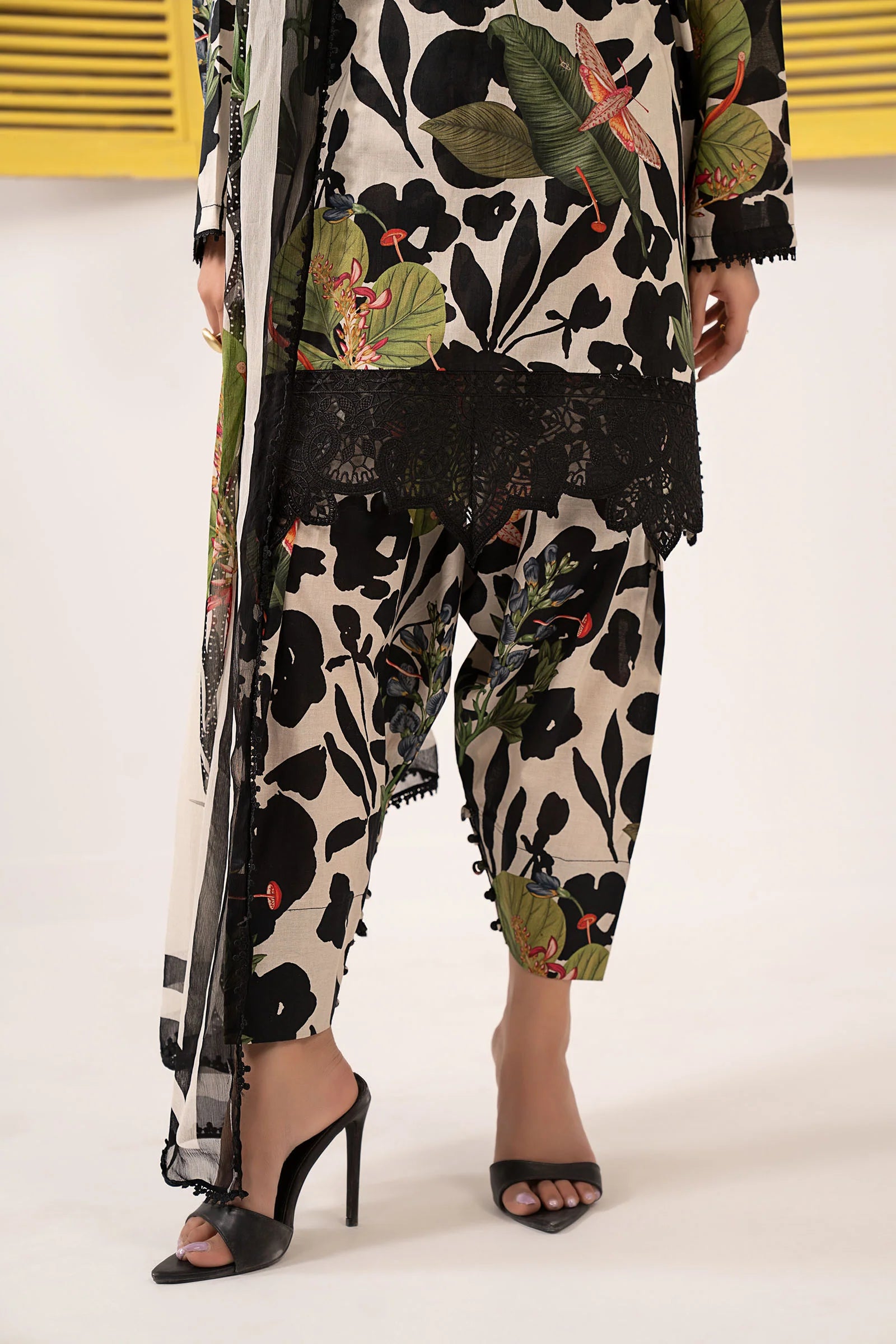 03-Piece Printed Lawn Suit With Embroidery | Ready To Wear