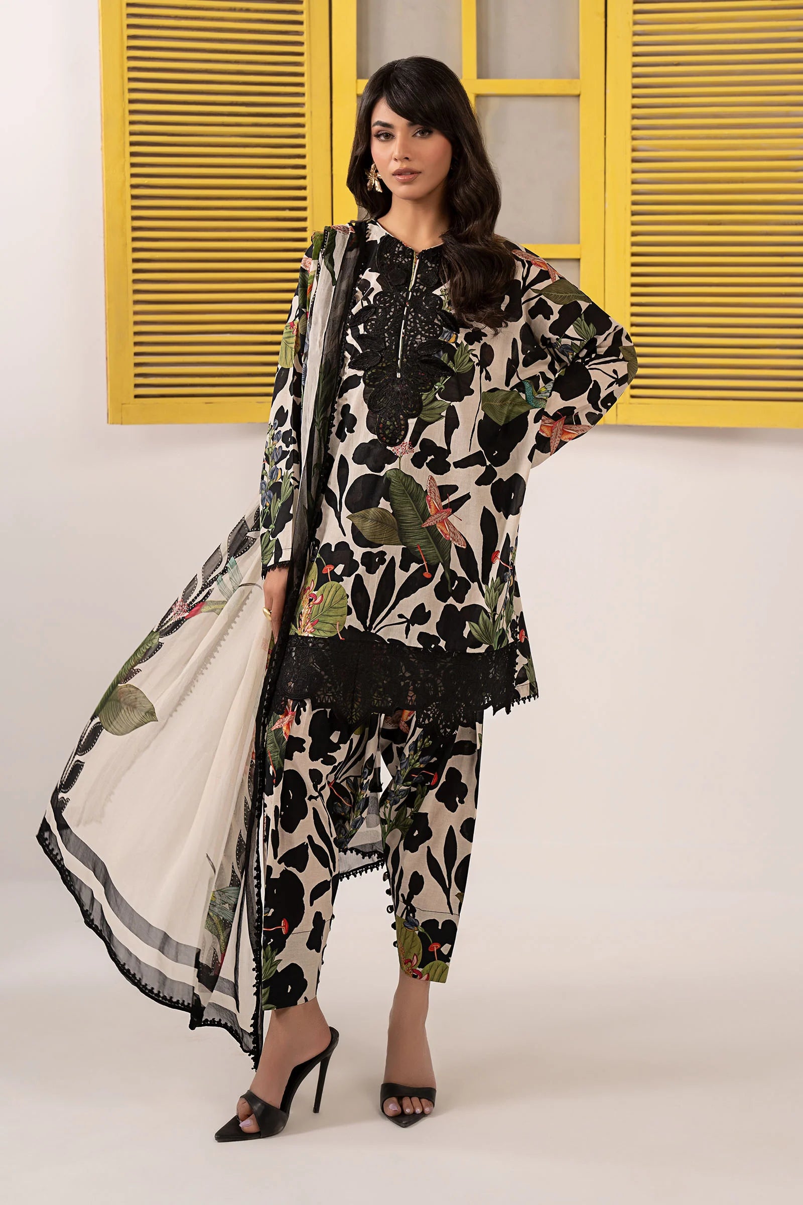 03-Piece Printed Lawn Suit With Embroidery | Ready To Wear