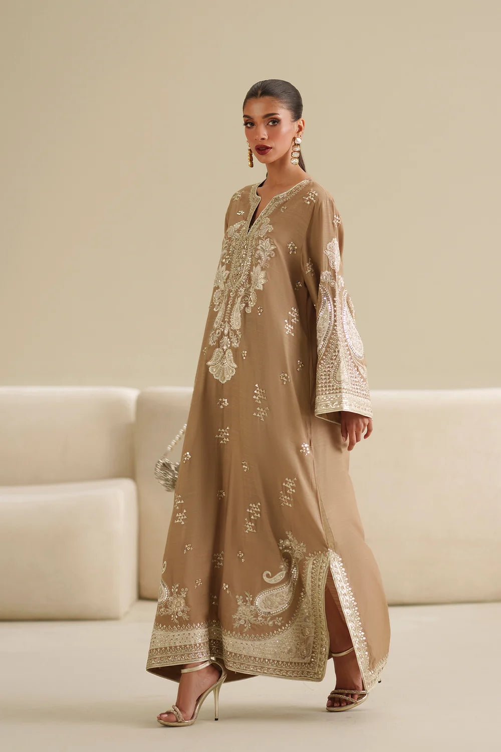 Dune Beige & White Accent: Embroidered Raw Silk Kaftan With Chiffon Dupatta | Ready To Wear