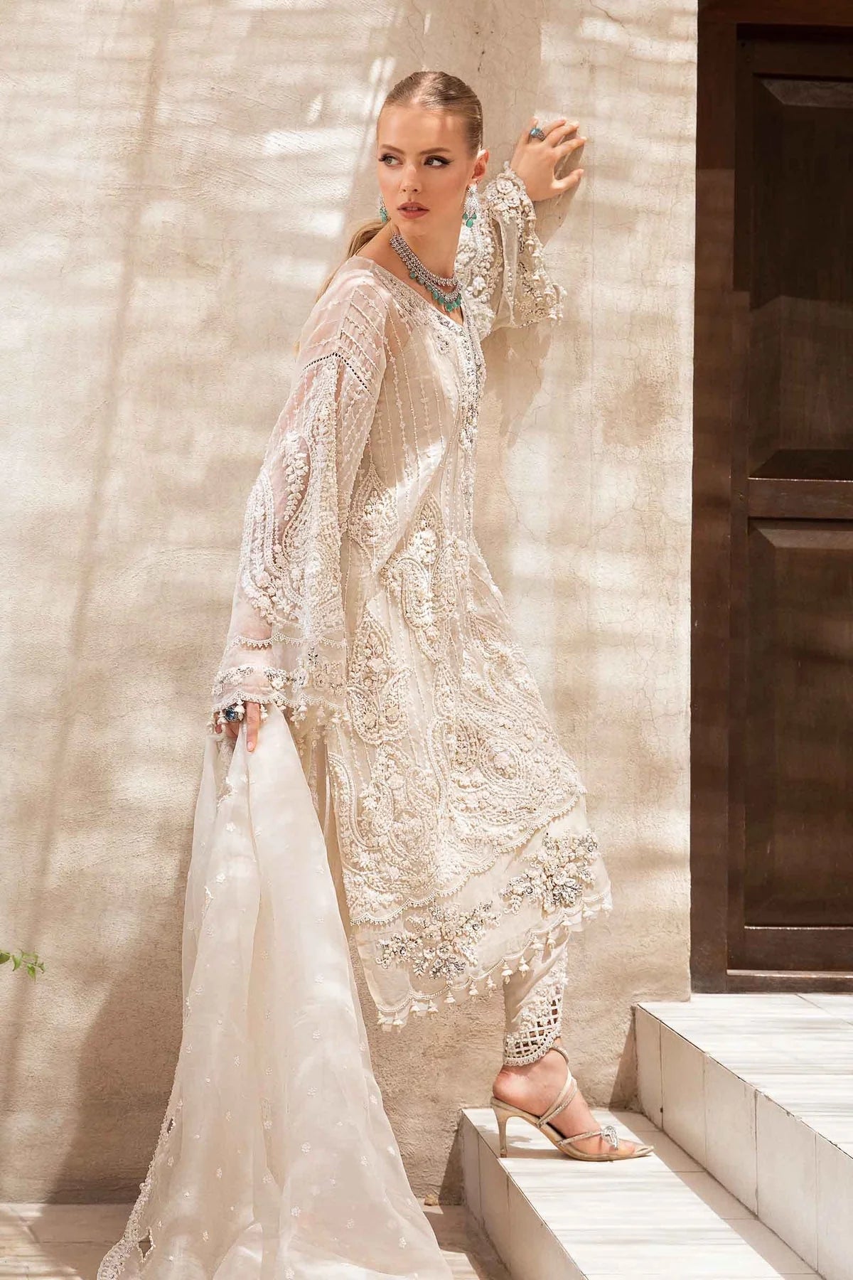Mini Net Suit 03-Piece Net Suit With Embroidery - Ready To Wear – Dastan-e-Libas