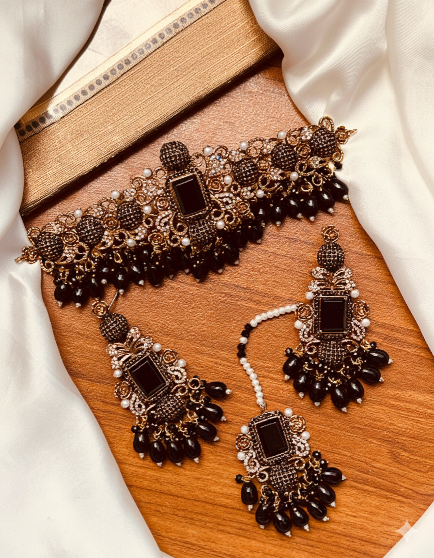 Regal Maroon Kundan and Antique Gold Choker Set