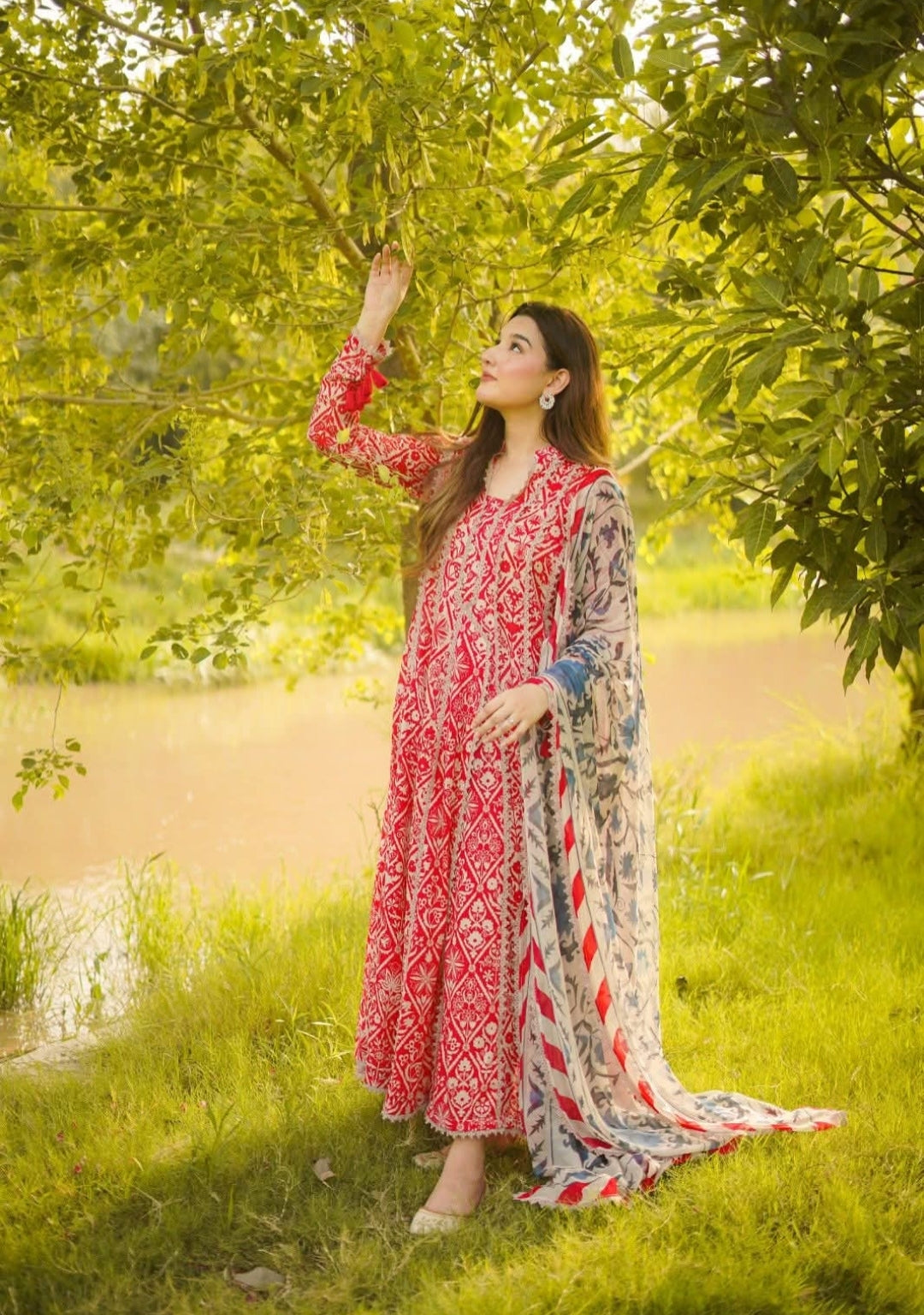 03-Piece Printed Lawn With Chiffon Dupatta - Ready To Wear