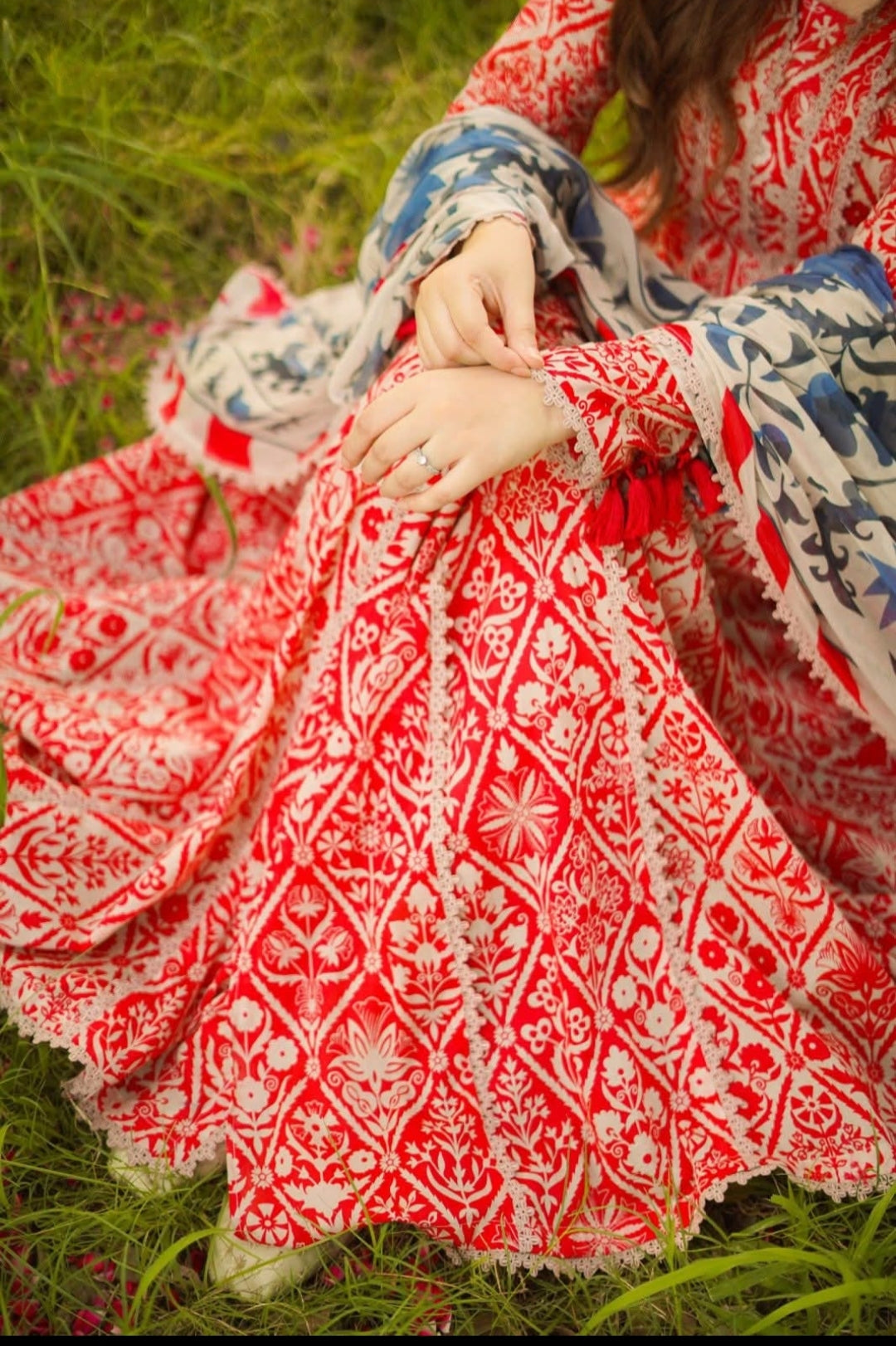 03-Piece Printed Lawn With Chiffon Dupatta - Ready To Wear
