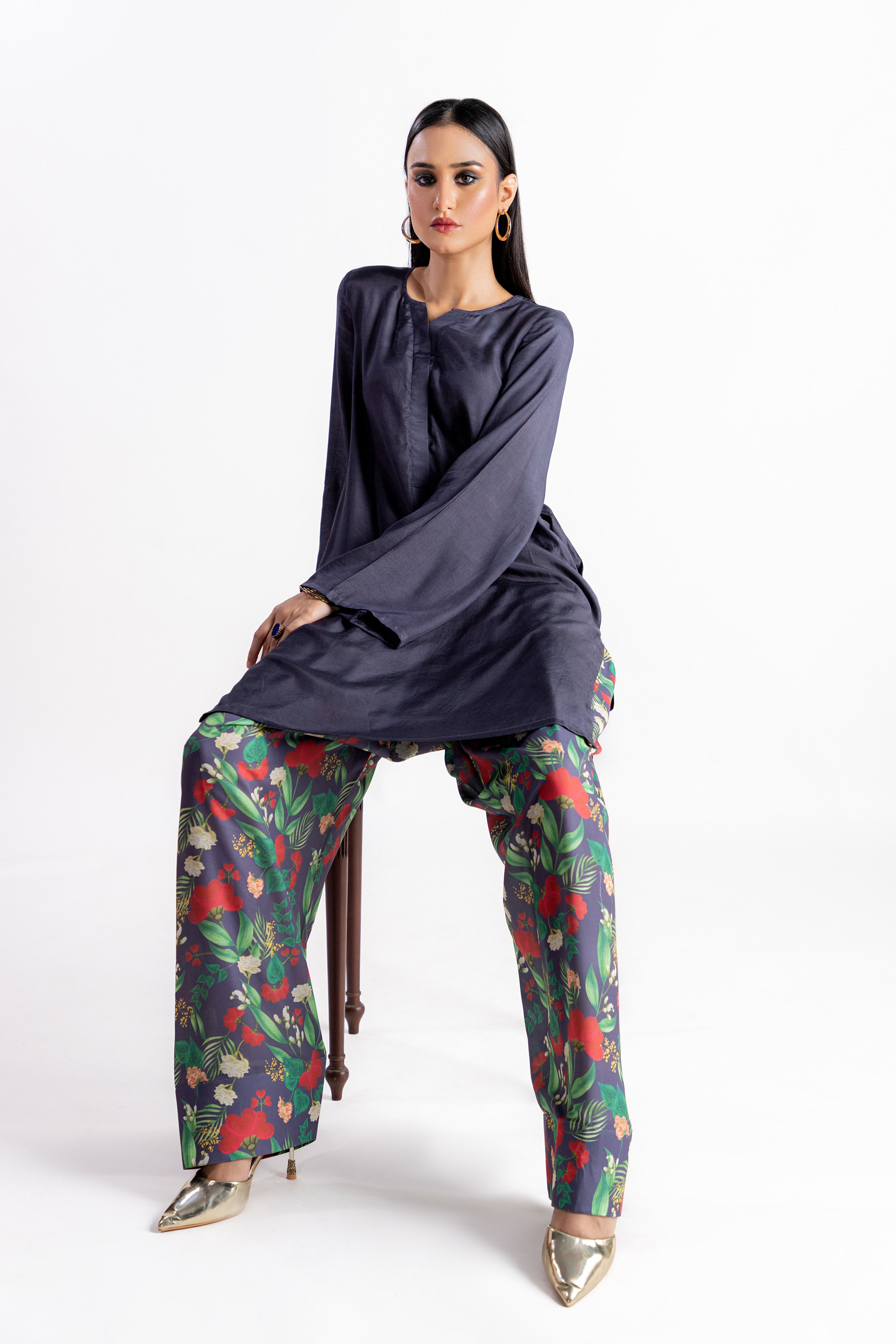Gulnar Shalwar - Grey