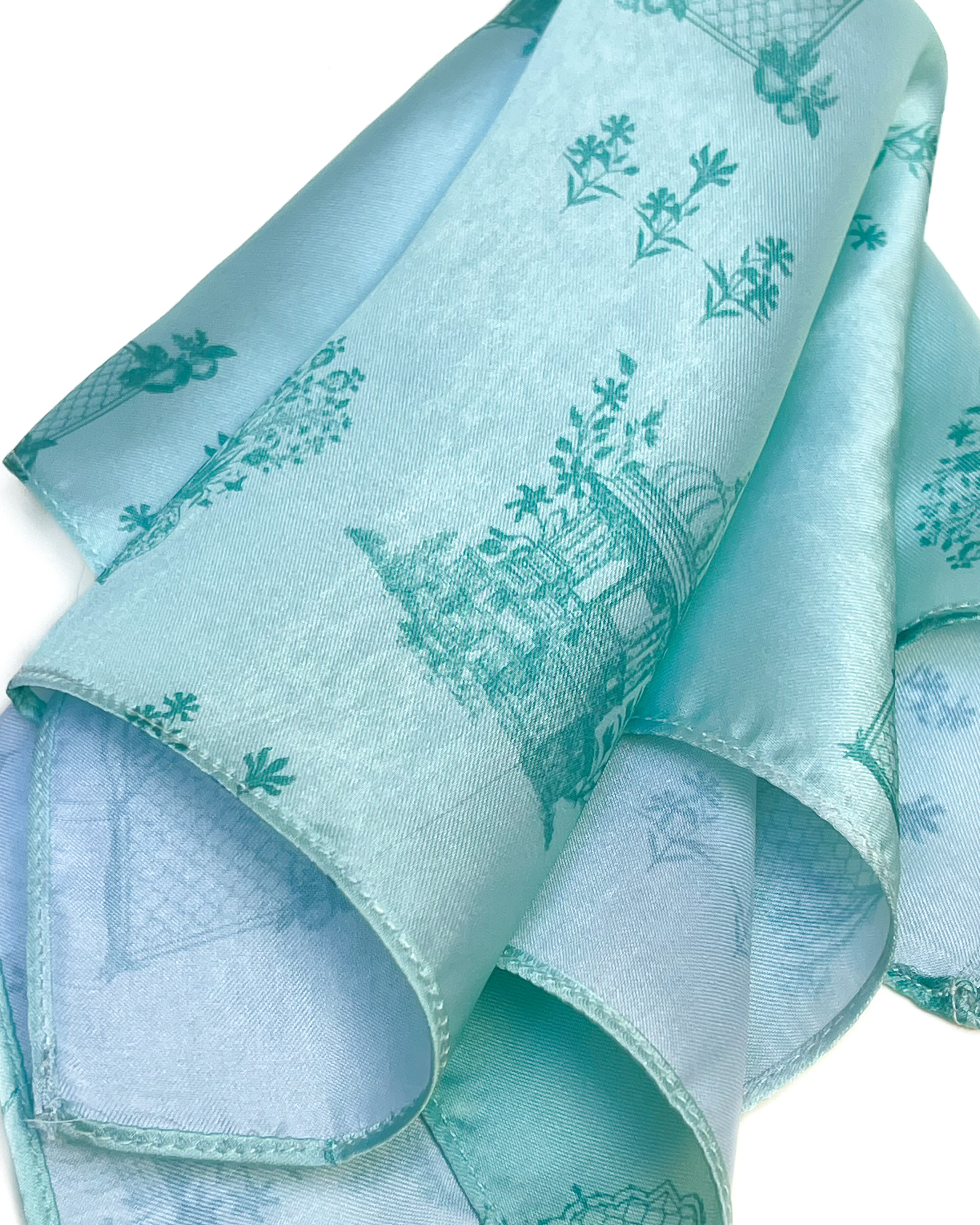 The Mughal Pocket Square
