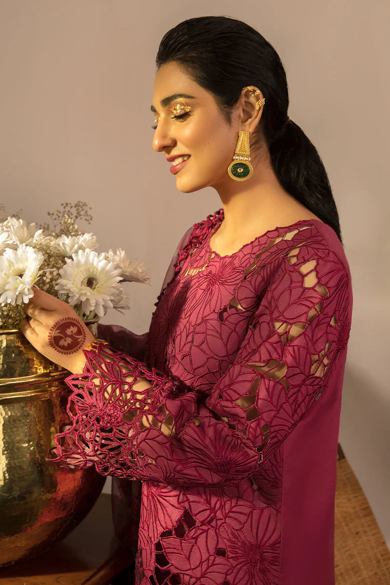 03-Piece Schiffli Embroidered Lawn Suit With Organza Dupatta | Ready To Wear
