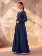Tania - Navy