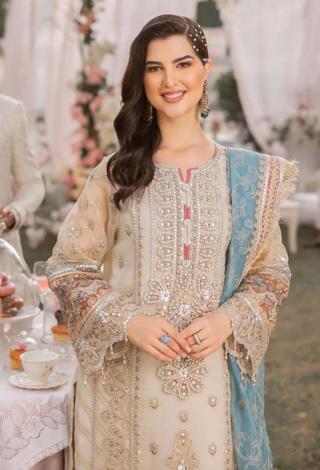 Ivory Cream: Heavy Embroidered Organza Suit With Net Dupatta | Ready To Wear