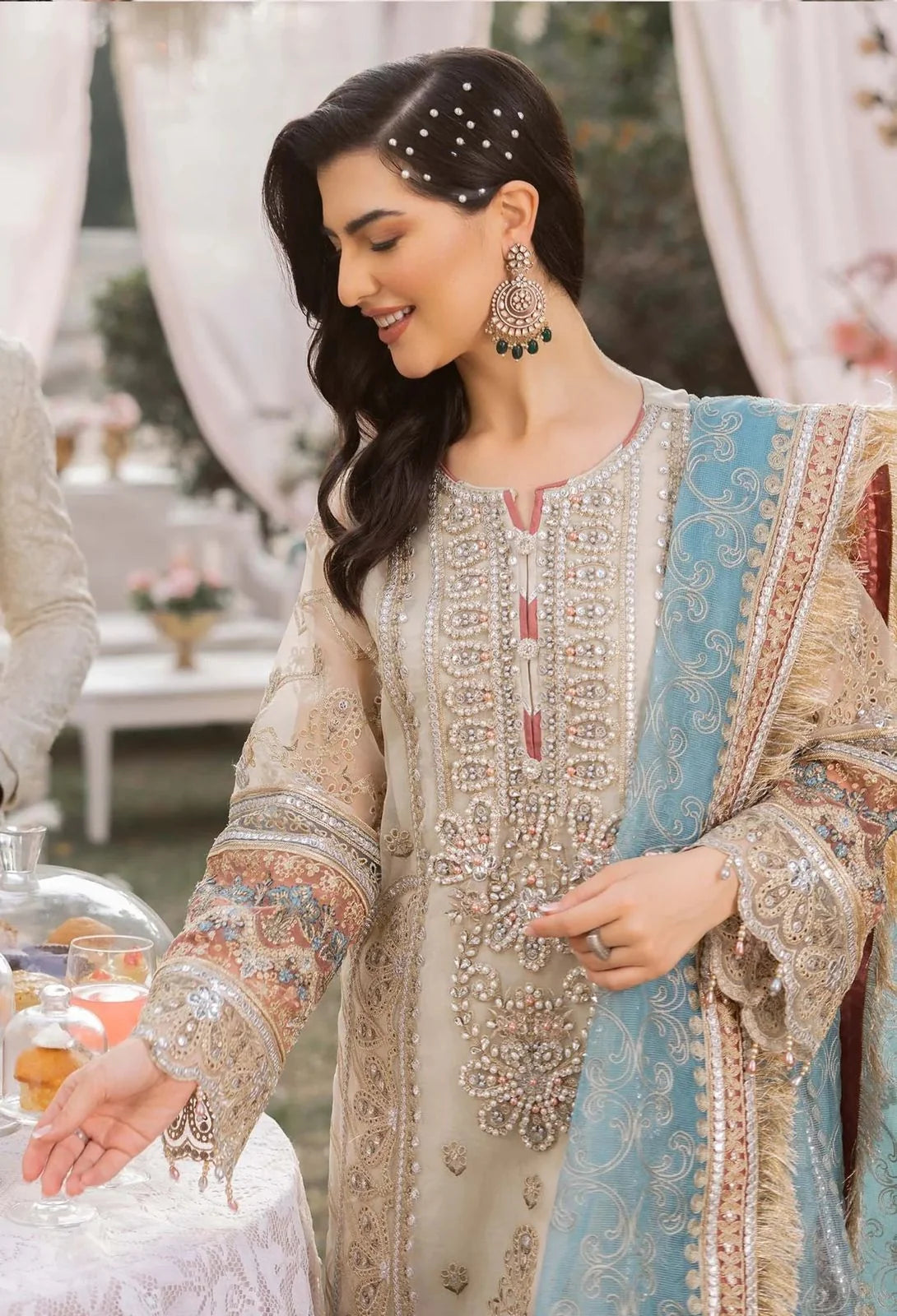Ivory Cream: Heavy Embroidered Organza Suit With Net Dupatta | Ready To Wear
