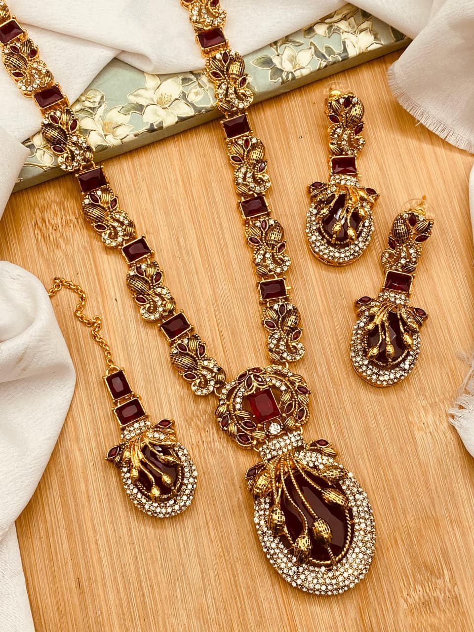 Stunning Turkish Mala Necklace & Earrings Set