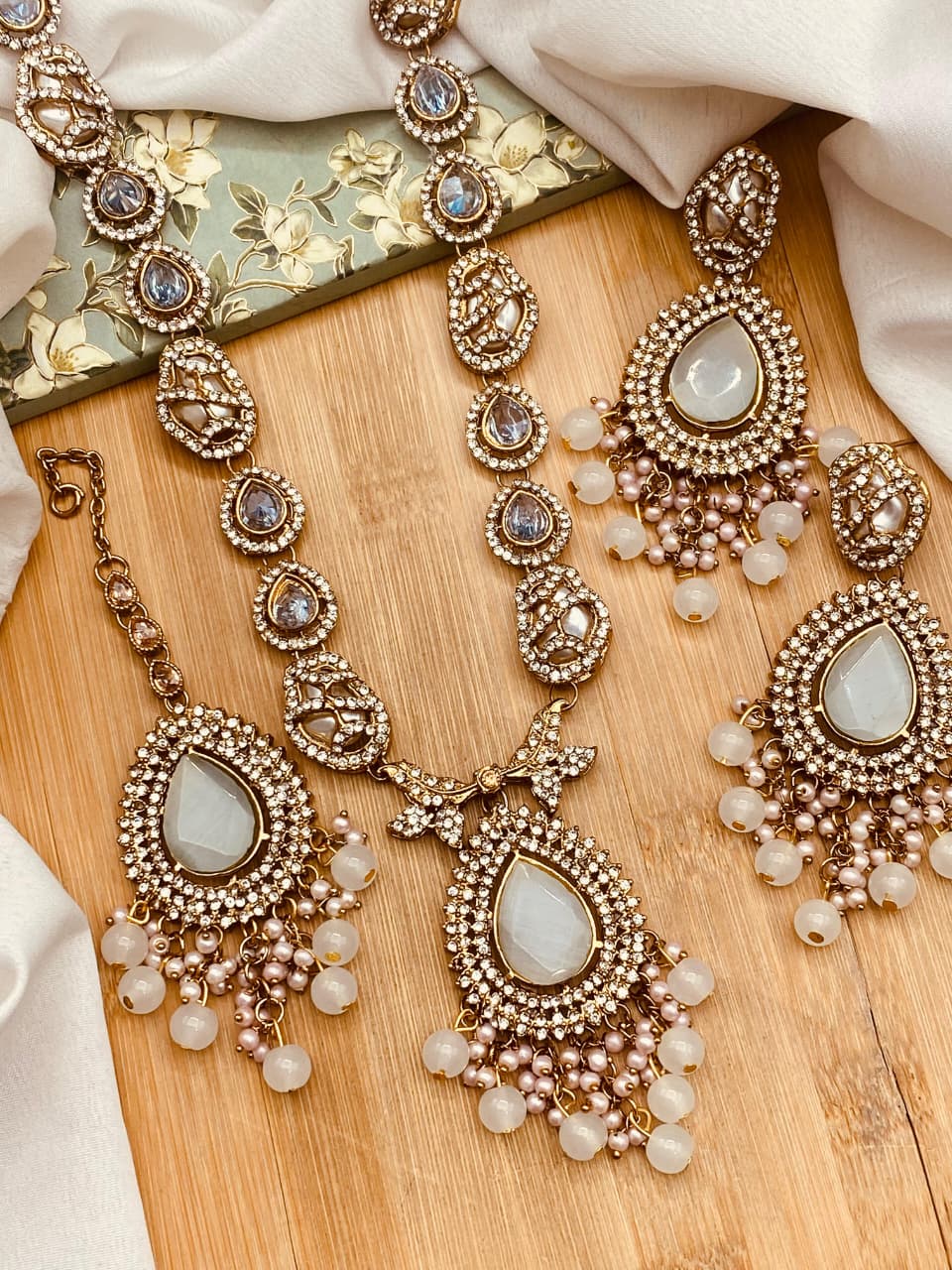 Luxurious Turkish MOP Mala Set