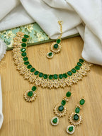 Sparkling Emerald Kundan Necklace Set