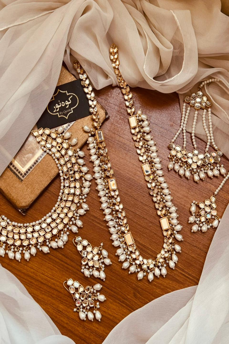 Elegant Gold-Plated Polki and Pearl Jewelry Set