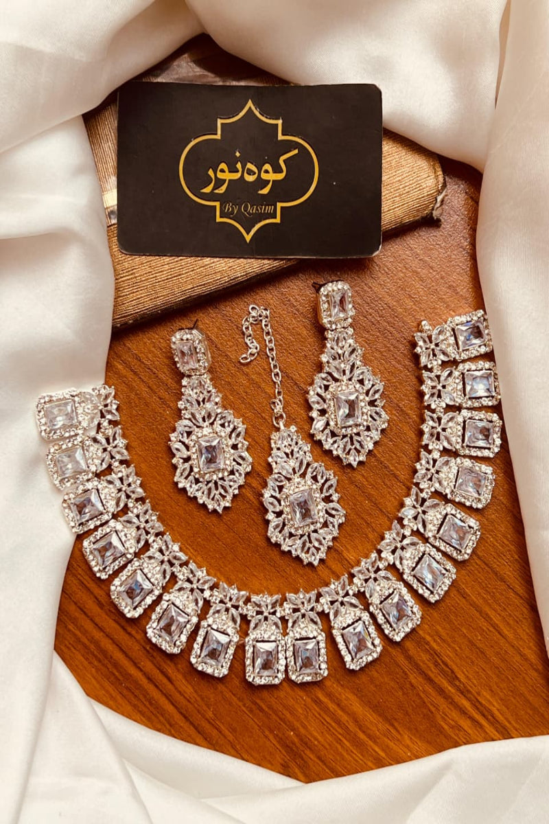Brilliant Cubic Zirconia Statement Set