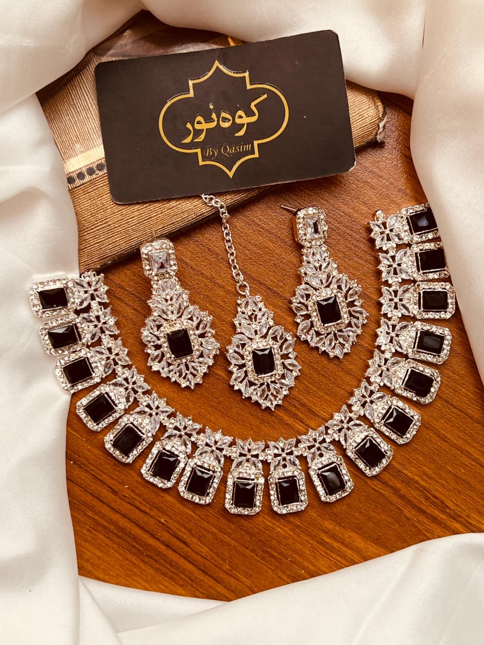 Brilliant Cubic Zirconia Statement Set