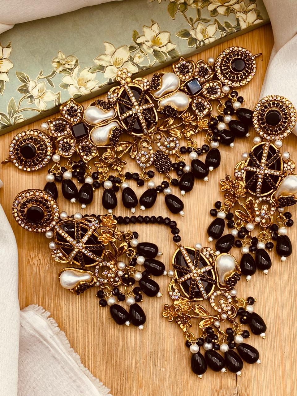 Luxury Turkish Pearl Choker Set