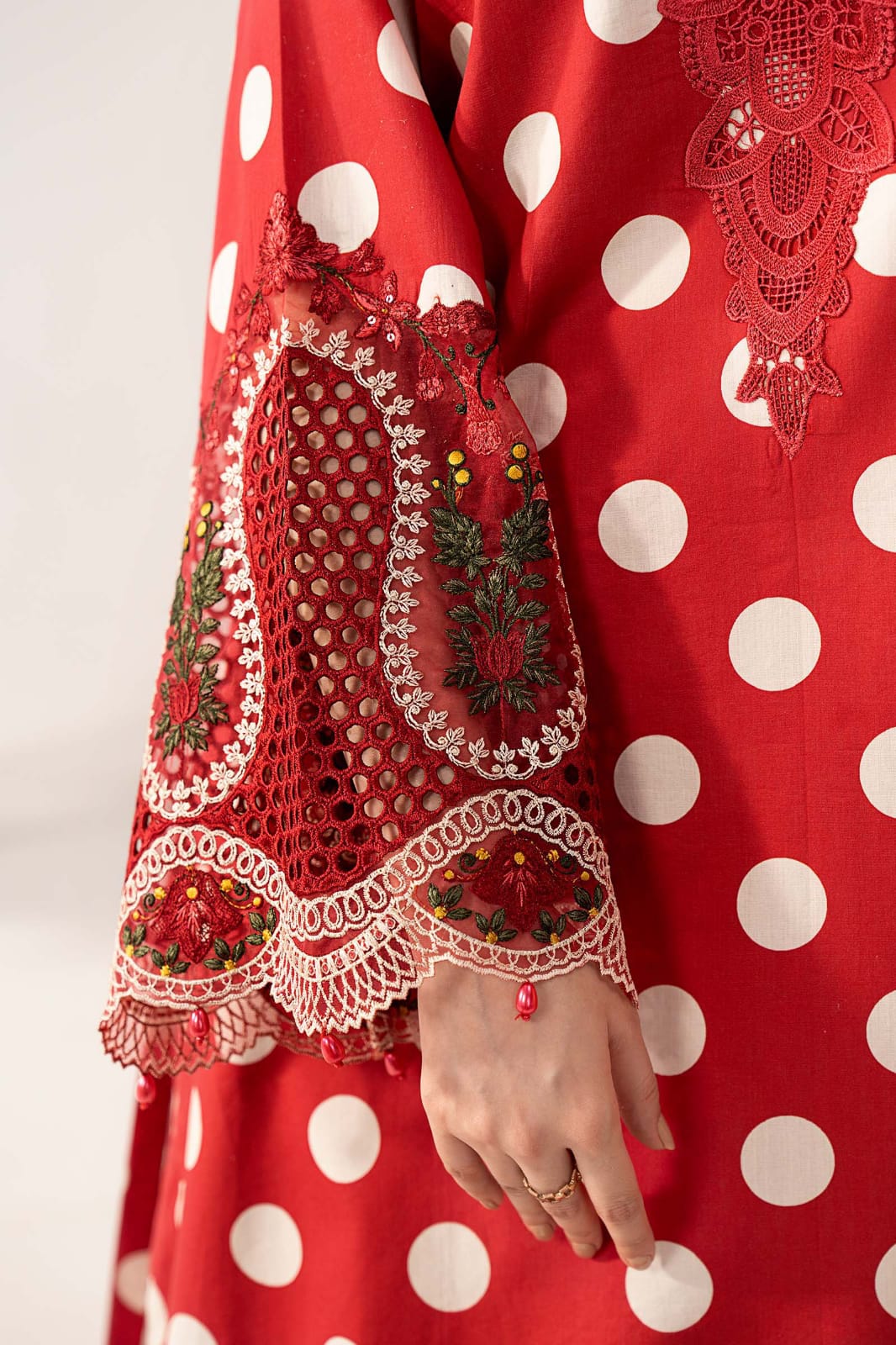 02-Piece Printed Lawn Suit With Chiffon Dupatta | Ready To Wear