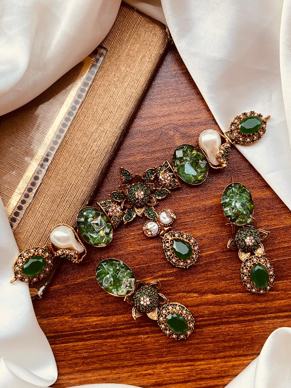 The Ultimate Statement: Turkish Floral Choker Set