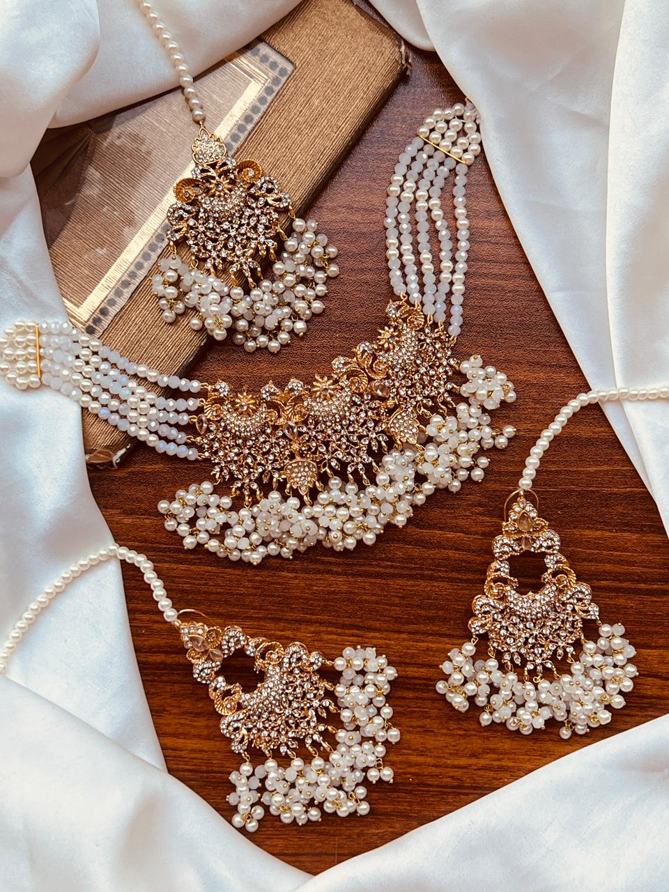 Beautiful Designer Choker Set – Women’s Jewelry 💍