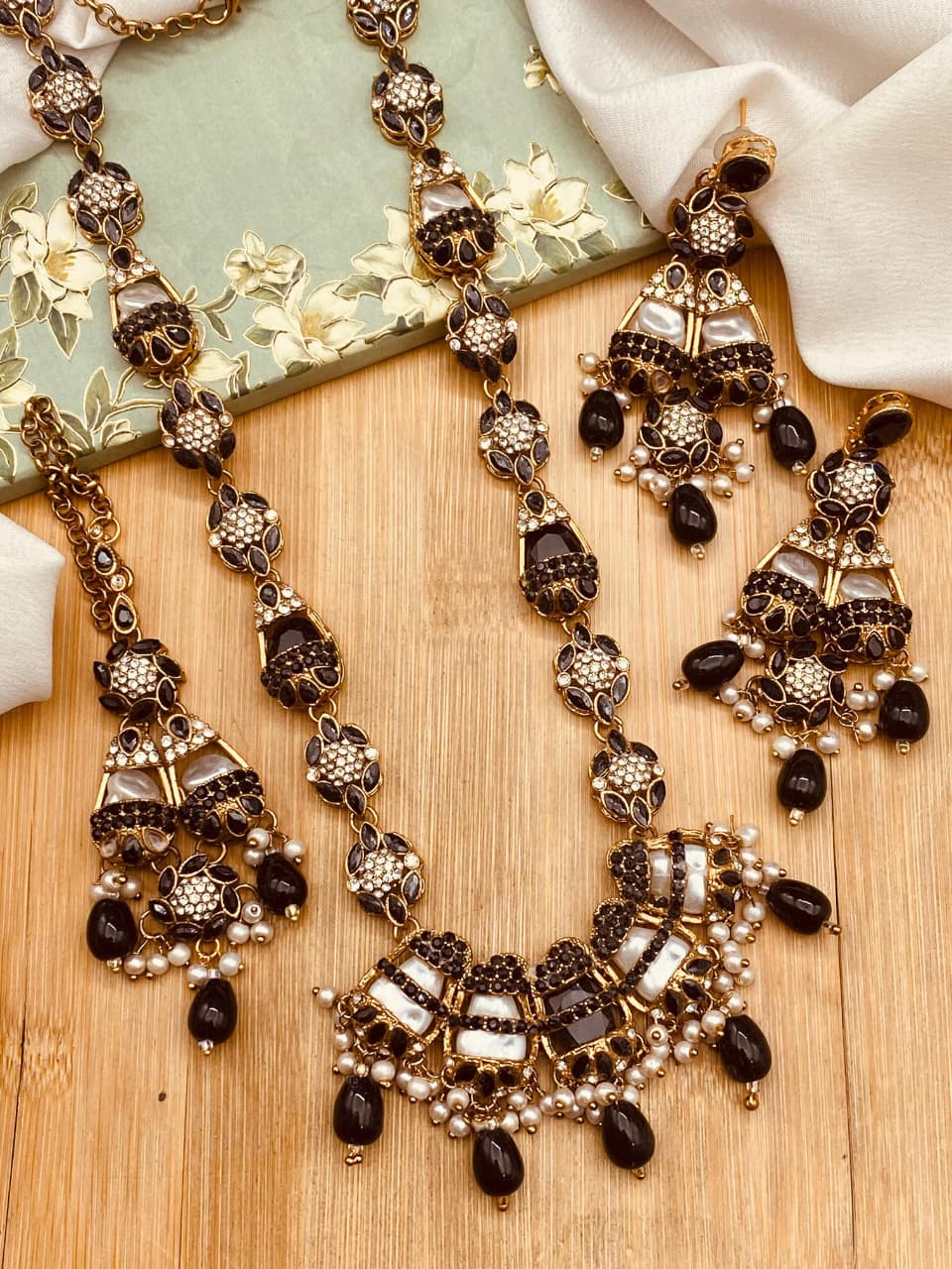 Elegant Mother of Pearl Long Mala Necklace for Women