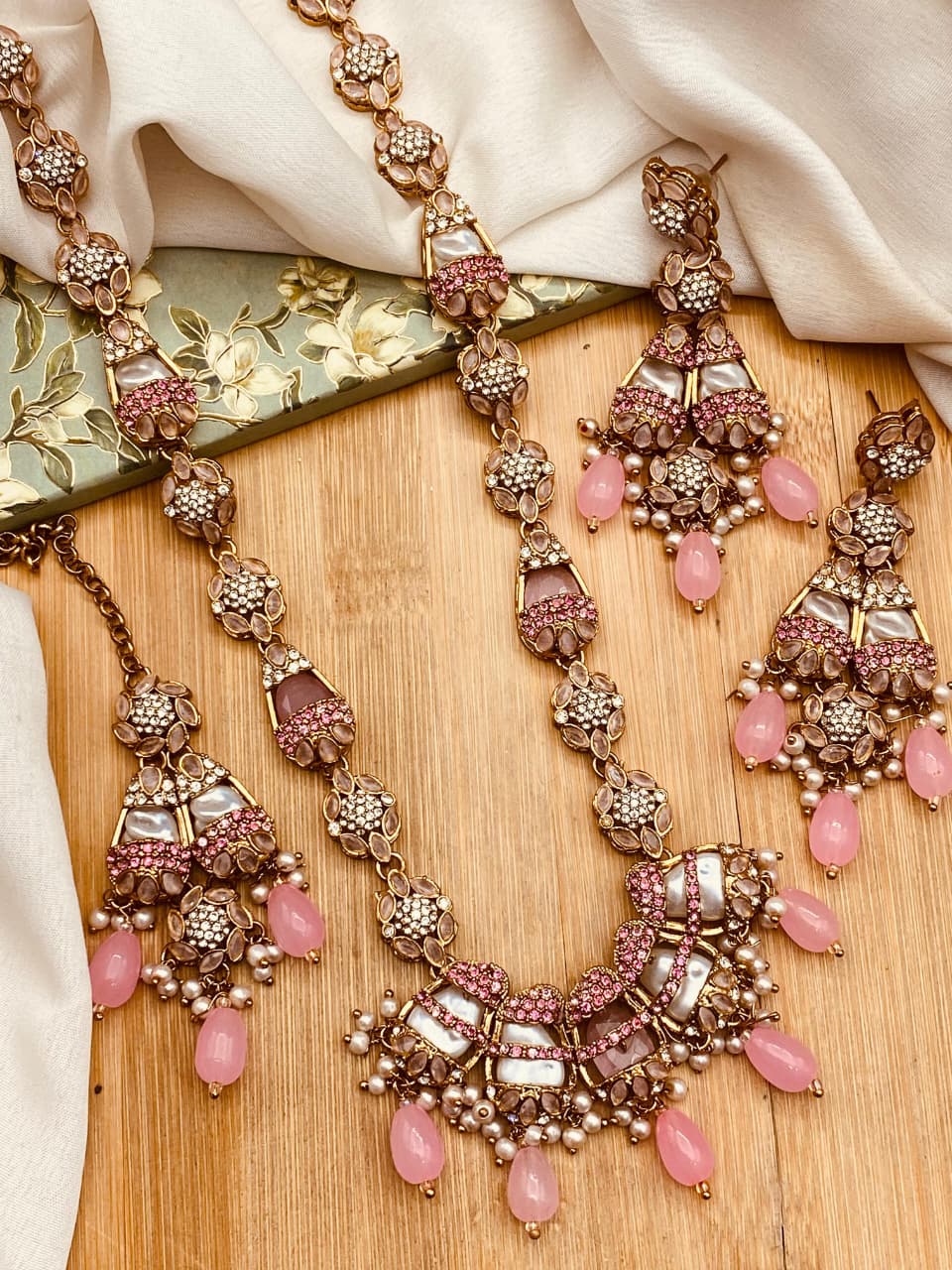 Elegant Mother of Pearl Long Mala Necklace for Women