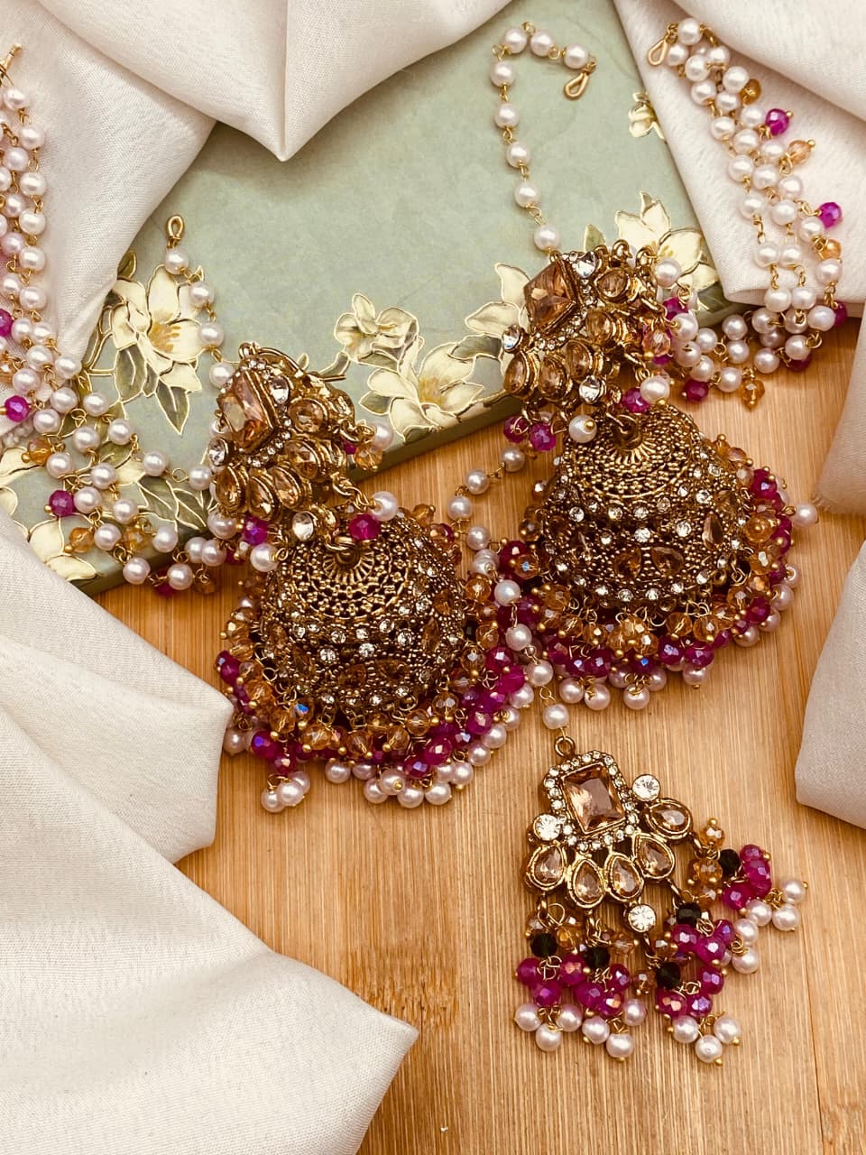 Elegant Jhumki Tikka Set for Women