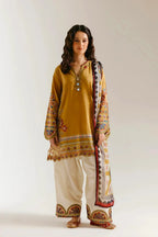 Ethnic Luxury Lawn 2026 – Heavy Embroidered 3-Piece Farshi Trouser Suit with Chiffon Digital Dupatta