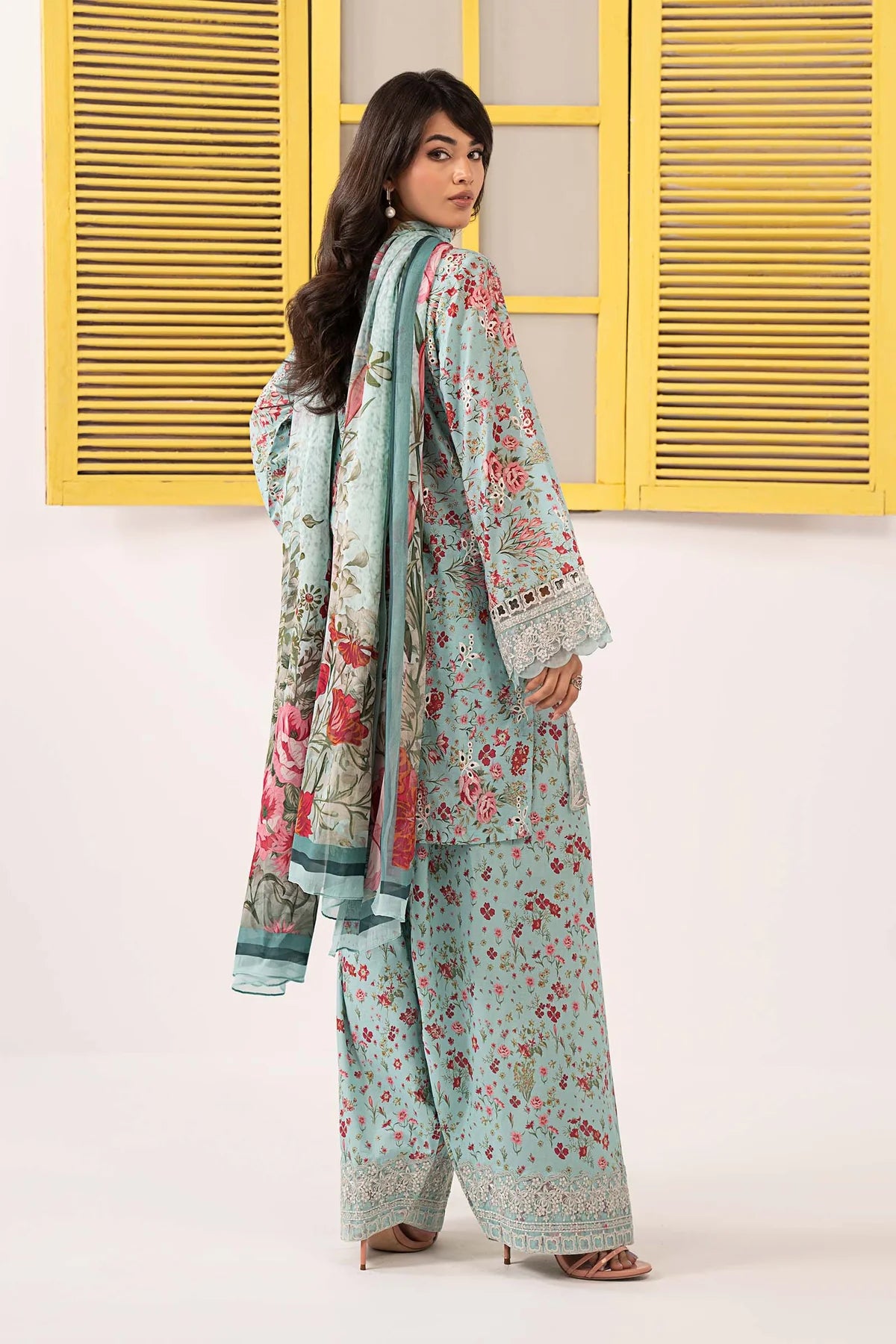 03-Piece Printed Lawn Suit - Ready To Wear